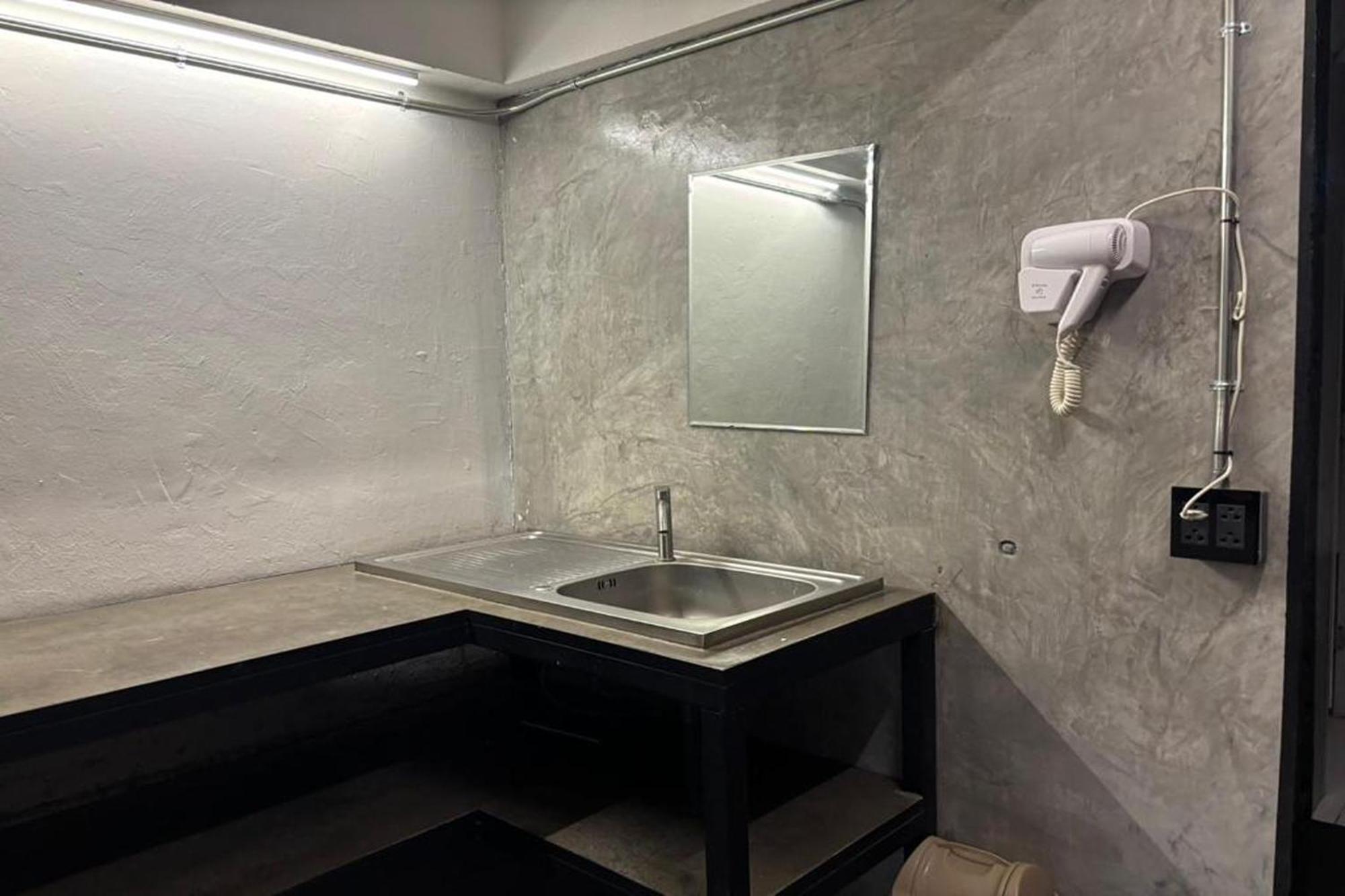 Kayan Hostel เชียงใหม่ ภายนอก รูปภาพ